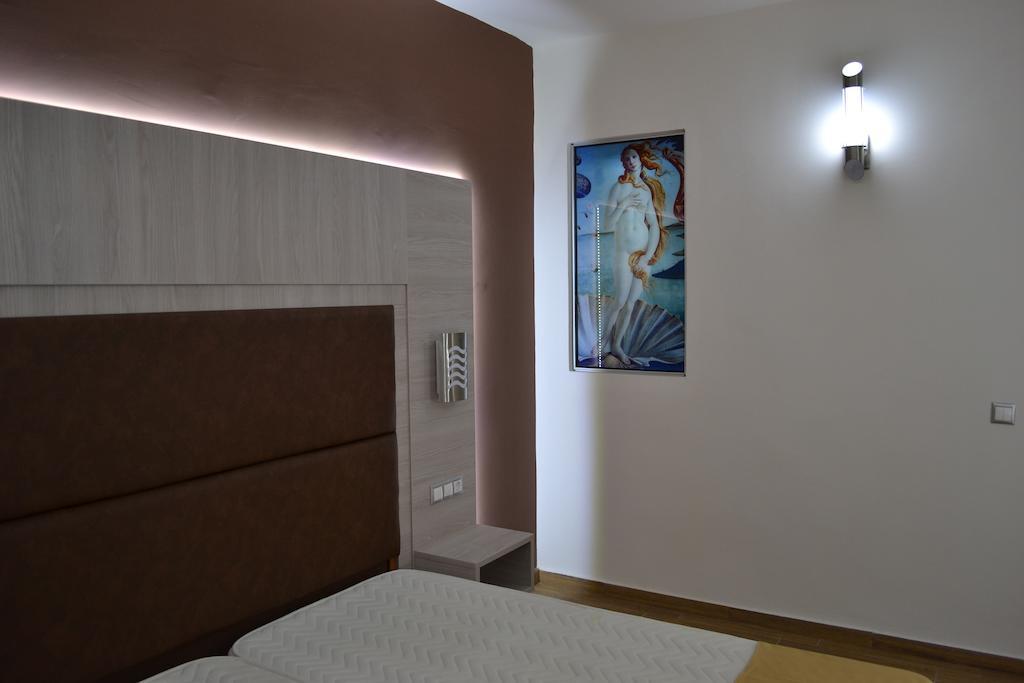 ארכאנגלוס Karavos Hotel Apartments מראה חיצוני תמונה