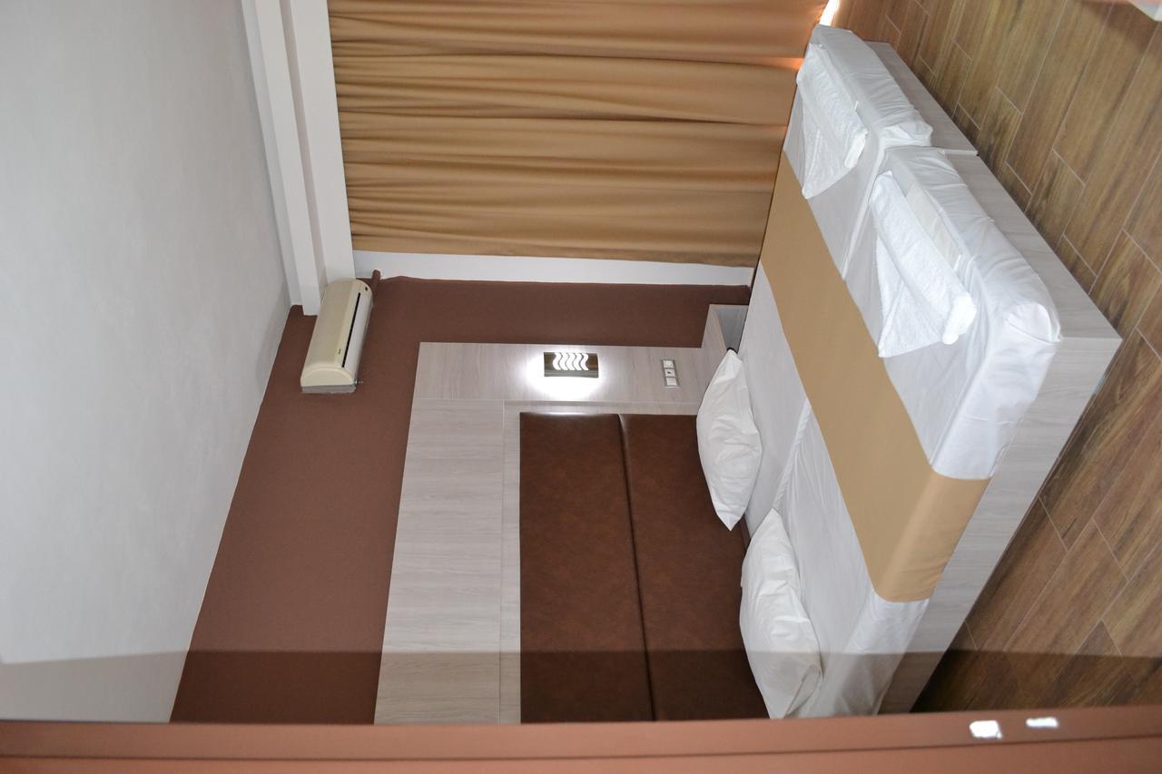ארכאנגלוס Karavos Hotel Apartments מראה חיצוני תמונה